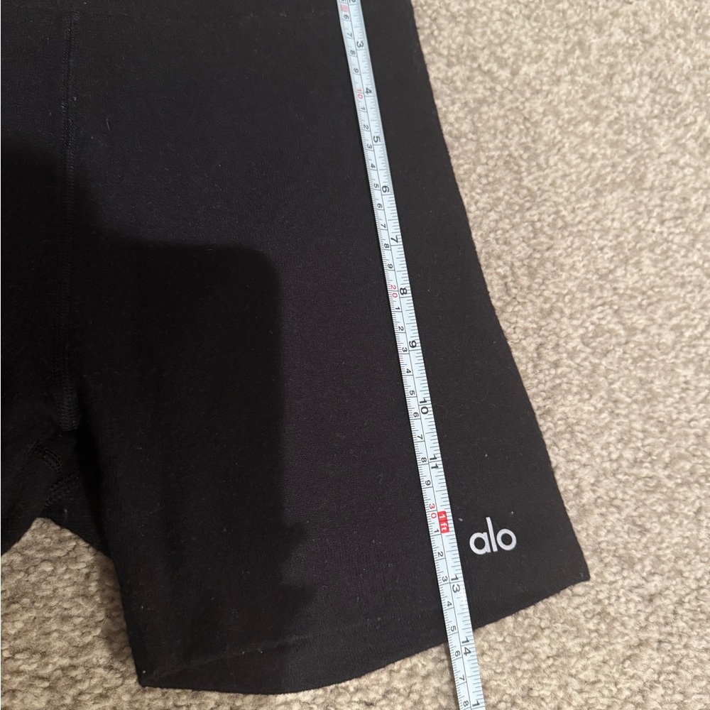 Alo Lounge Shorts - Picture 5 of 8